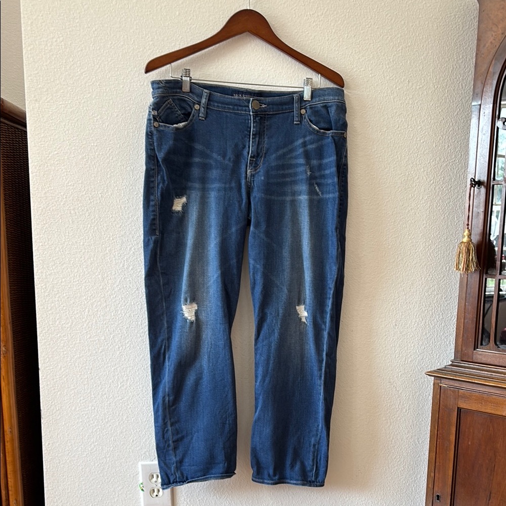 Rock & Republic Blue Relaxed Fit Jeans with Distressed Details